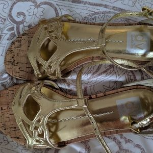 Beautiful Gold Dolce Vita sandals like new